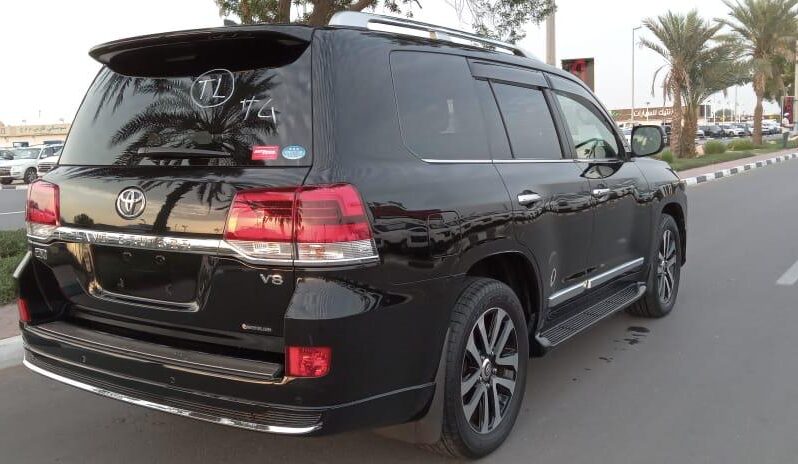 
								Toyota Land Cruiser ZX full									