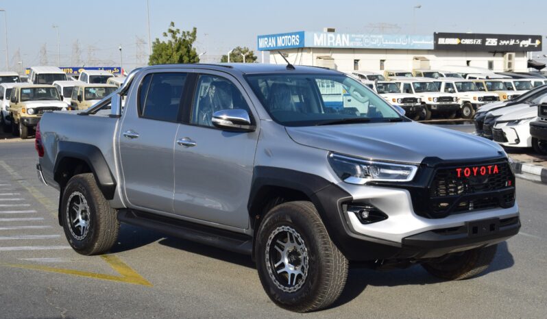 
								Toyota Hilux 2017 Sliver Manual full									