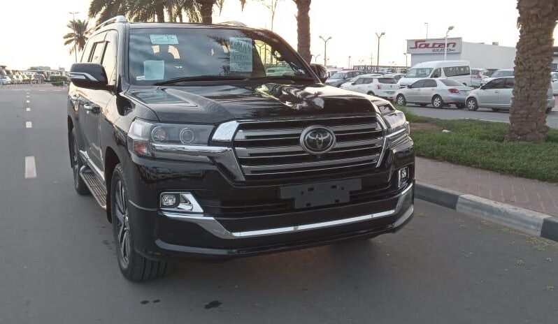 
								Toyota Land Cruiser ZX full									