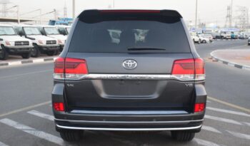 
										Toyota Land Cruiser 2017 Grey full									